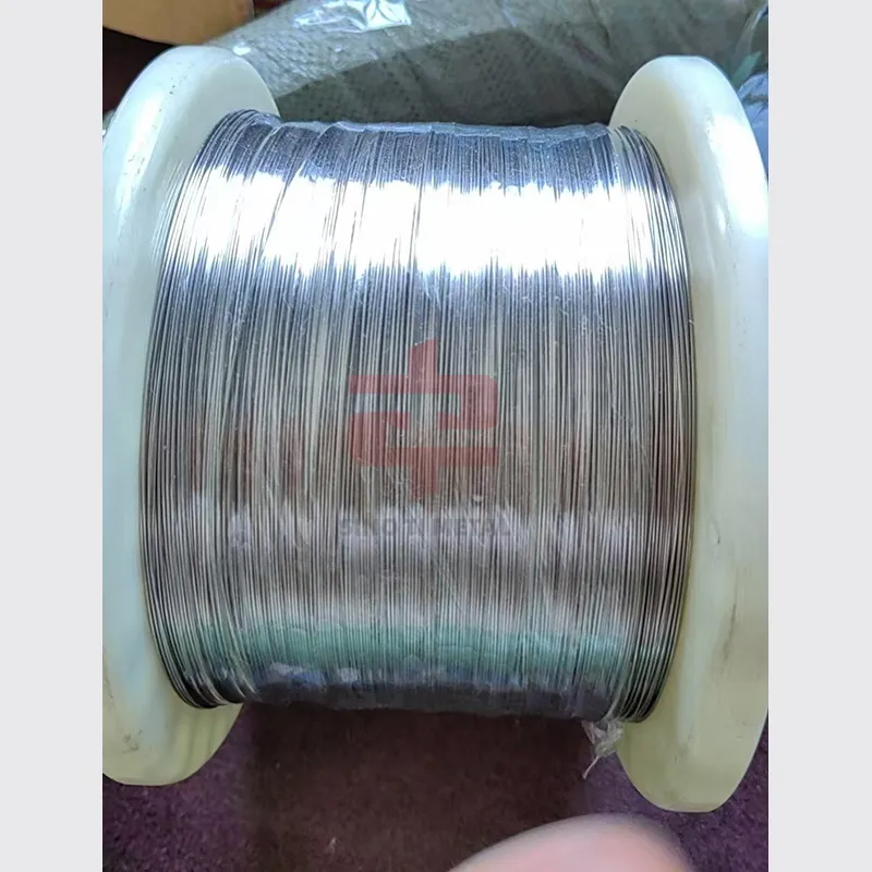 Uèir Titanium le neart àrd